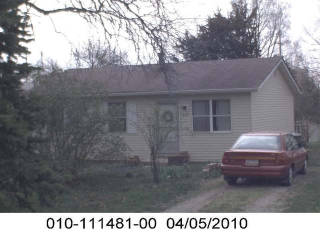 Property at 245 Marilla Rd, Columbus, OH 43207, 3 beds, 1 bath