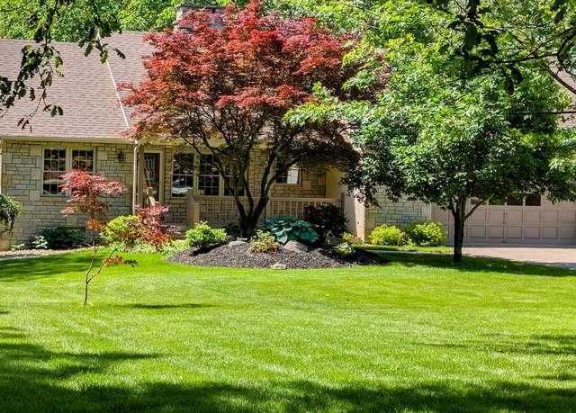 Property at 233 Greenbrier Rd, Sunbury, OH 43074, 3 beds, 2.5 baths