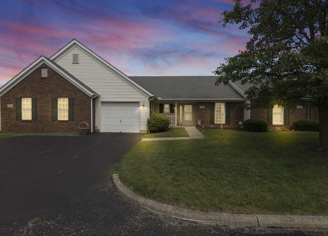 Property at 1104 Arbor Oaks Ln, Galloway, OH 43119, 2 beds, 3 baths