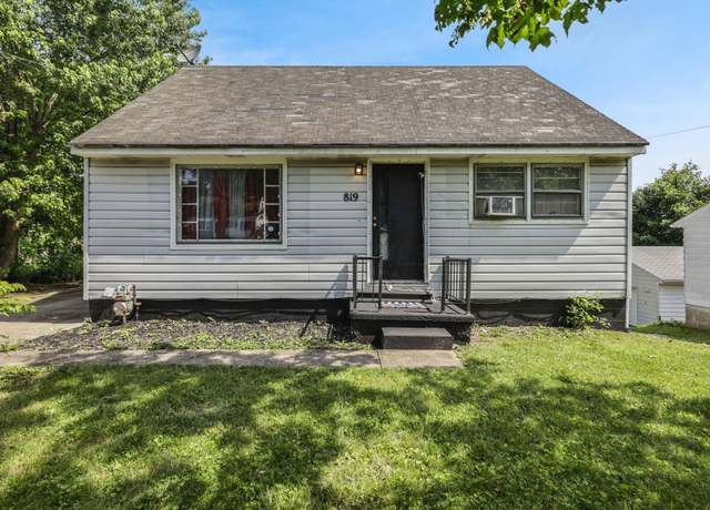 Property at 819 Spring St, Lancaster, OH 43130, 4 beds, 1 bath