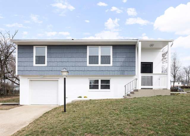 Property at 3106 Caralee Dr, Columbus, OH 43219, 3 beds, 2 baths