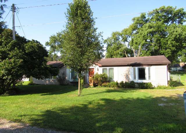 Property at 4341 Main St, Radnor, OH 43066, 3 beds, 2 baths