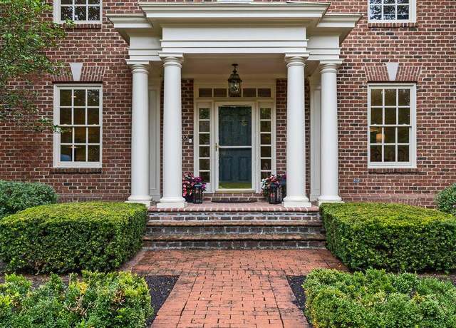 Photo of 7532 Ogden Woods Blvd, New Albany, OH 43054