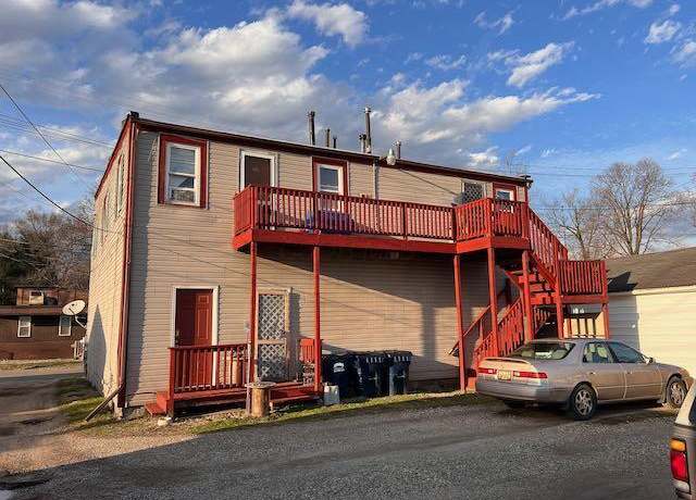 Property at 63-65 E Stevens St #63, Newark, OH 43055, 8 beds