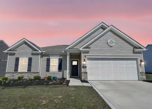 Property at 334 Mannaseh Dr W, Granville, OH 43023, 3 beds, 2 baths
