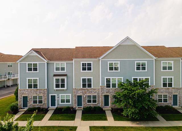 Property at 5731 Passage Creek Dr, Dublin, OH 43016, 2 beds, 2.5 baths