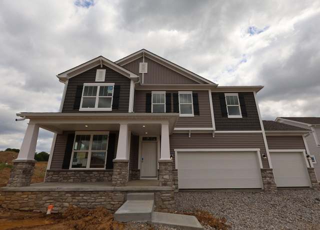 Property at 303 Reign Way, Pataskala, OH 43062, 4 beds, 2.5 baths