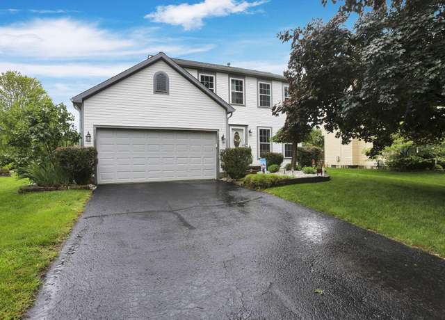Property at 2451 Oakview Ln, Lancaster, OH 43130, 3 beds, 2.5 baths
