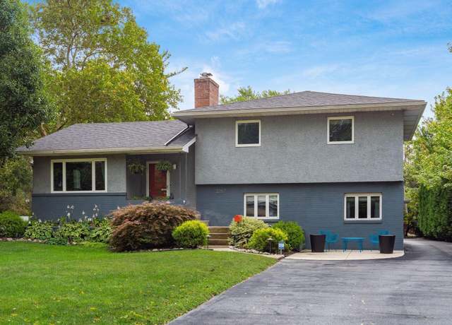 Photo of 2267 Middlesex Rd, Upper Arlington, OH 43220