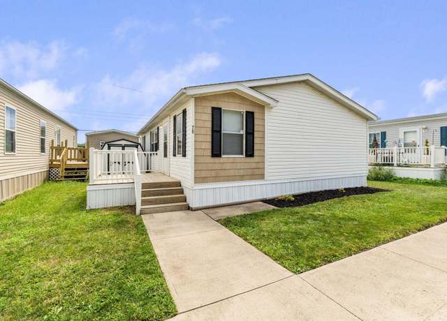 Property at 78 Aspen Dr, Marysville, OH 43040, 3 beds, 2 baths