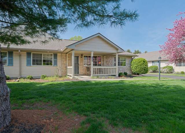 Property at 246 Pioneer Cir, Pickerington, OH 43147, 2 beds, 2 baths