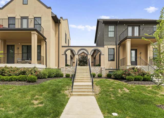 Property at 1078 Bryden Rd #6, Columbus, OH 43205, 2 beds, 2.5 baths
