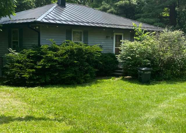 Property at 12170 Fairview Rd SE, Heath, OH 43056, 2 beds, 1 bath