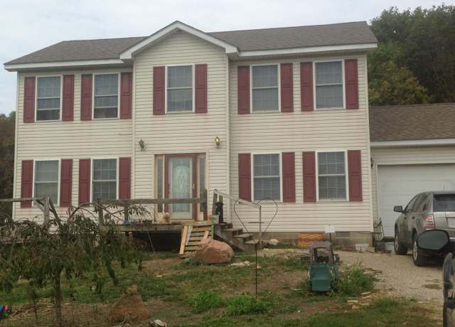 Property at 26295 Jackson, Circleville, OH 43113, 4 beds, 3 baths