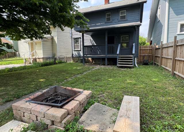 Property at 129 E Hinman Ave, Columbus, OH 43207, 2 beds, 1 bath