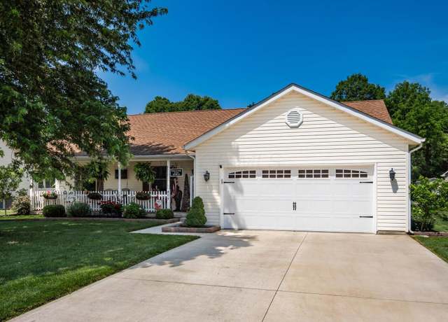 Property at 405 Meadowland Dr, Newark, OH 43055, 3 beds, 2 baths