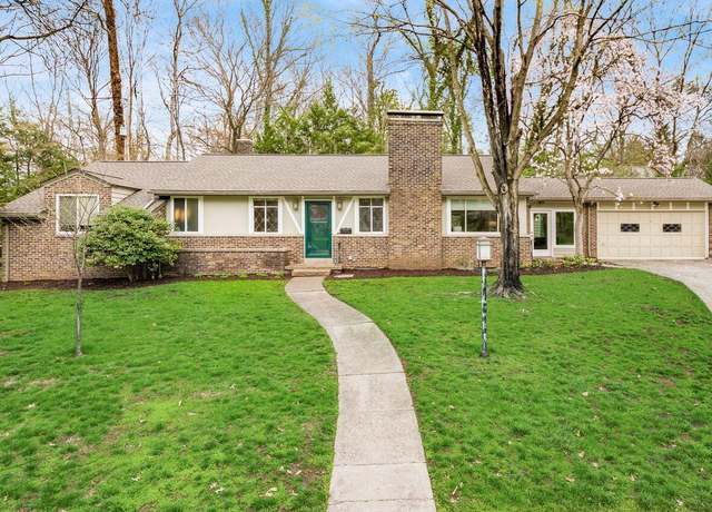 Property at 4759 Scenic Dr, Columbus, OH 43214, 3 beds, 2 baths