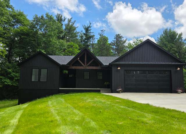 Property at 441 Lexington Ontario Rd, Ontario, OH 44903, 3 beds, 2.5 baths