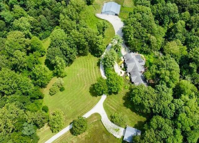 Property at 3945 Headleys Mill Rd SW, Pataskala, OH 43062, 5 beds, 4.5 baths
