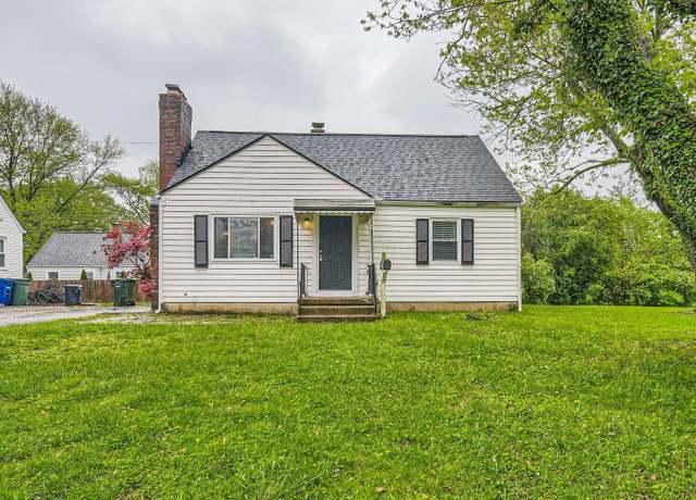 Property at 3140 Hamilton Ave, Columbus, OH 43224, 4 beds, 2 baths