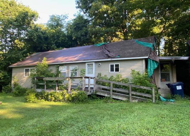 Property at 3313 Welsh Hills Rd NE, Newark, OH 43055, 3 beds, 1 bath