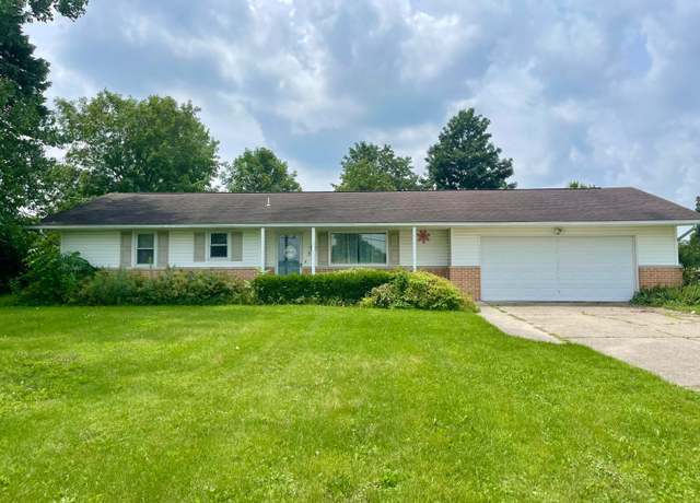 Property at 65 N Main St, Jeffersonville, OH 43128, 3 beds, 2 baths