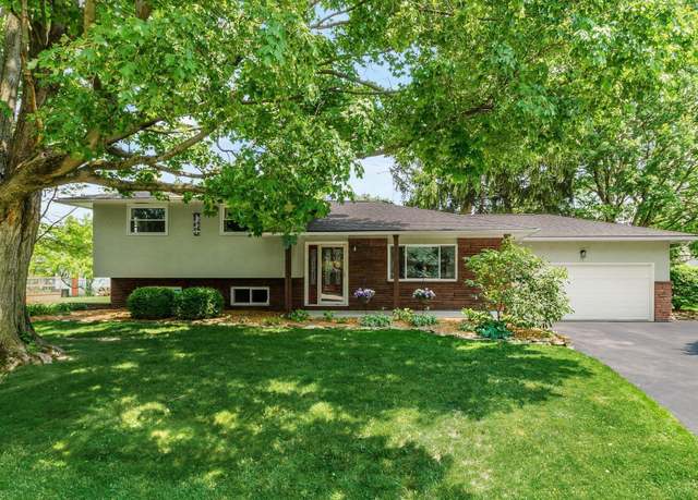 Property at 4580 Astral Dr, Hilliard, OH 43026, 3 beds, 2 baths