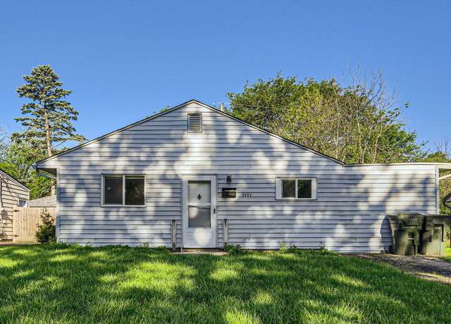 Property at 2283 Dawnlight Ave, Columbus, OH 43211, 3 beds, 1 bath