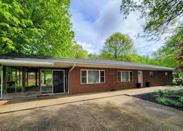 Property at 9005 Eckelberry Rd, Cambridge, OH 43725, 3 beds, 2 baths