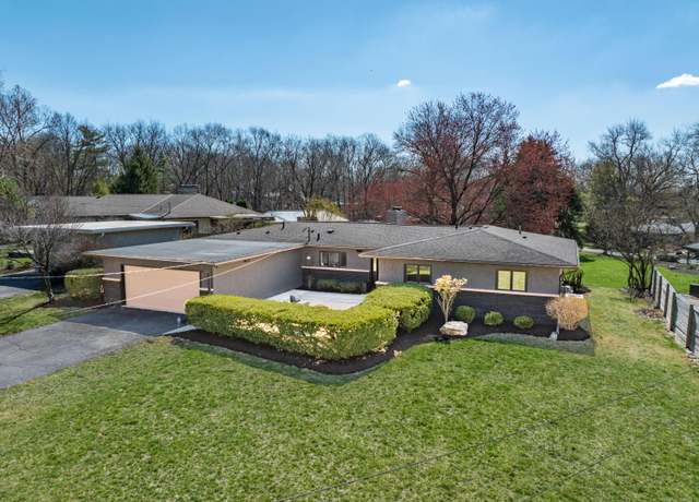 Property at 2849 Canterbury Ln, Columbus, OH 43221, 4 beds, 2.5 baths