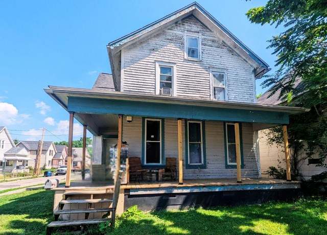 Property at 627 Greenwood Ave, Toledo, OH 43605, 5 beds, 1.5 baths