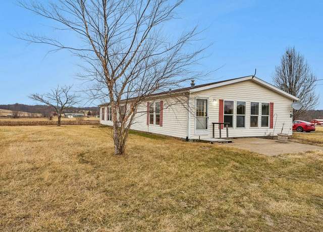 Property at 3750 Church Hill Rd, Zanesville, OH 43701, 3 beds, 2 baths