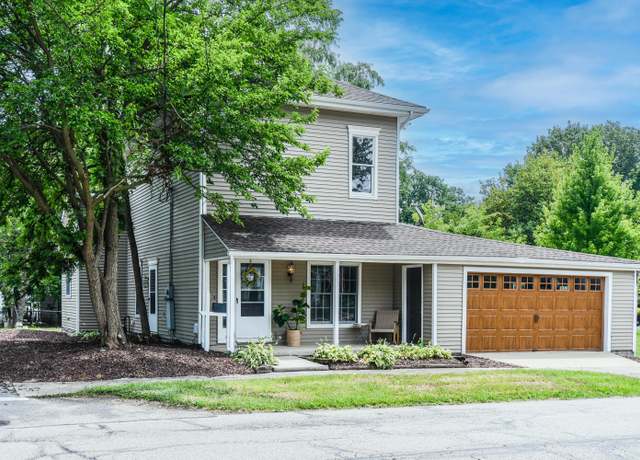 Property at 381 S Chillicothe St, Plain City, OH 43064, 4 beds, 2 baths