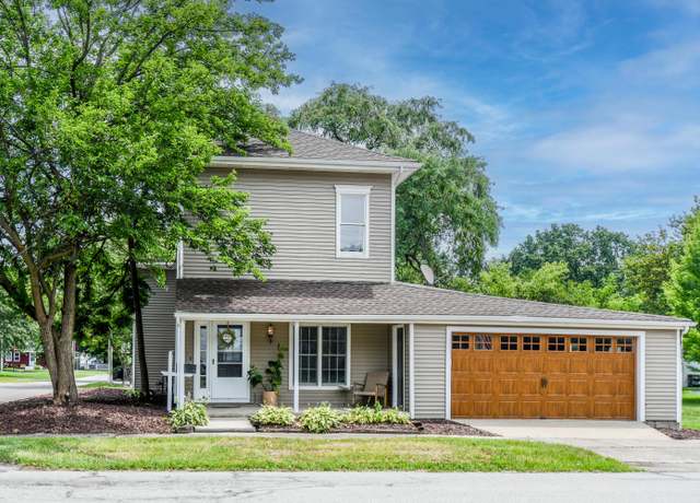 Property at 381 S Chillicothe St, Plain City, OH 43064, 4 beds, 2 baths