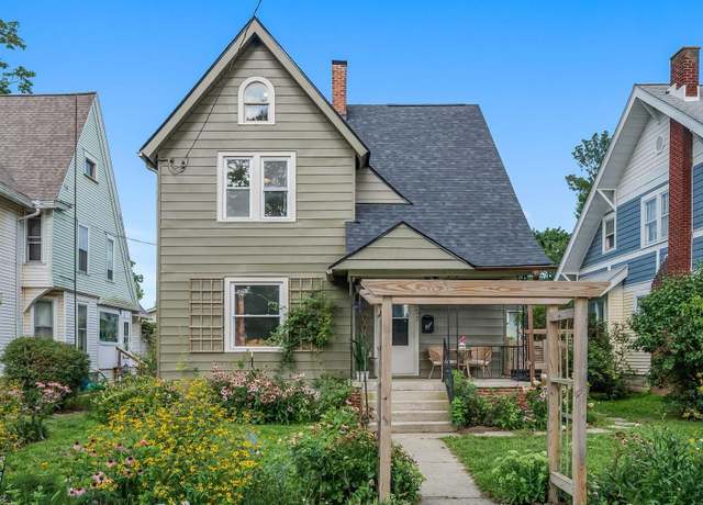Property at 657 Girard Ave, Marion, OH 43302, 4 beds, 2 baths