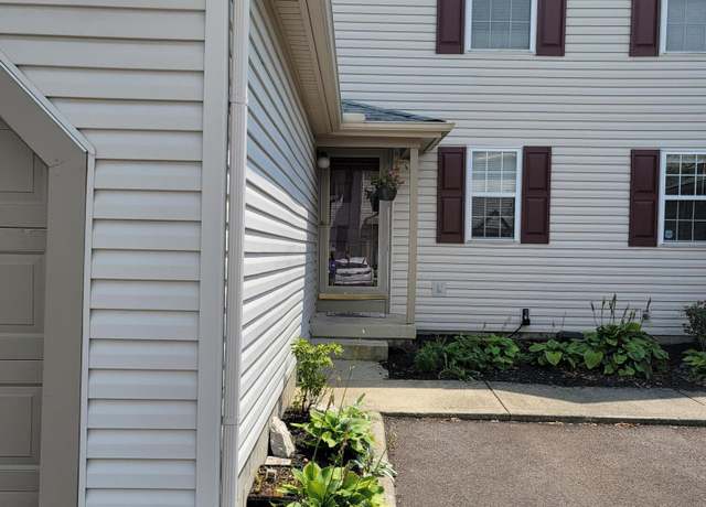 Property at 5725 Kilbury Ln Unit 123C, Hilliard, OH 43026, 3 beds, 1.5 baths