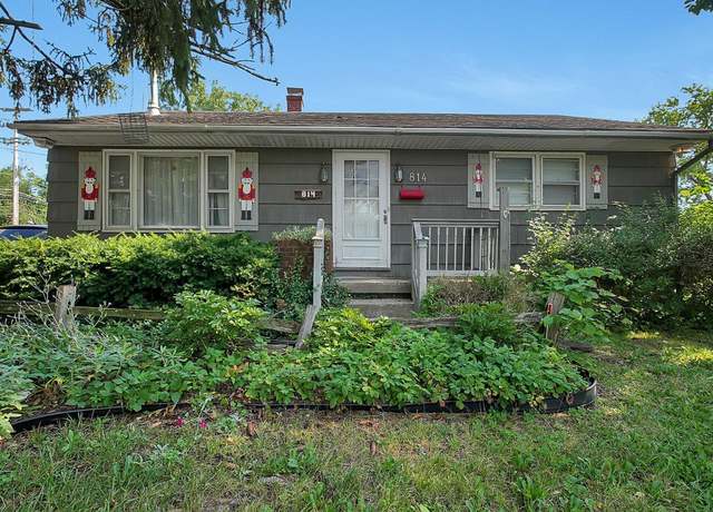 Property at 814 E Lincoln Ave, Columbus, OH 43229, 3 beds, 2 baths