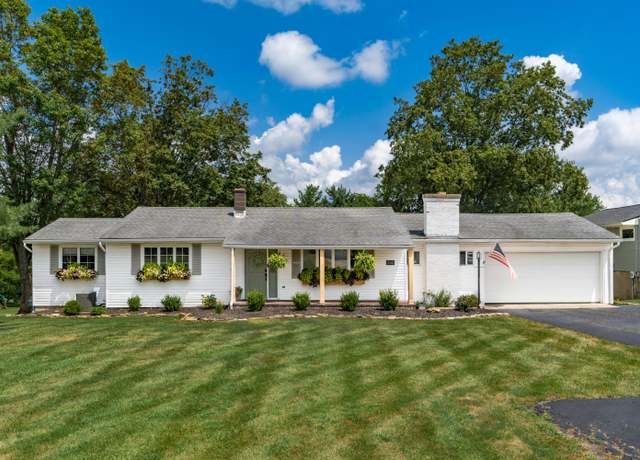 Property at 330 W Columbus St, Lithopolis, OH 43136, 3 beds, 2 baths