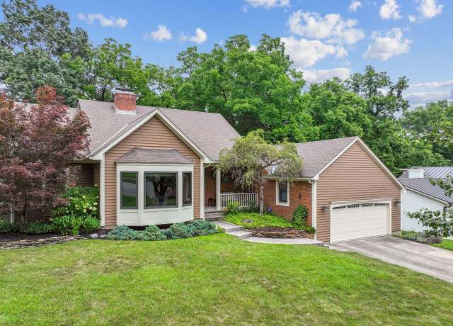 Property at 744 Nova Ct, Worthington, OH 43085, 4 beds, 3.5 baths