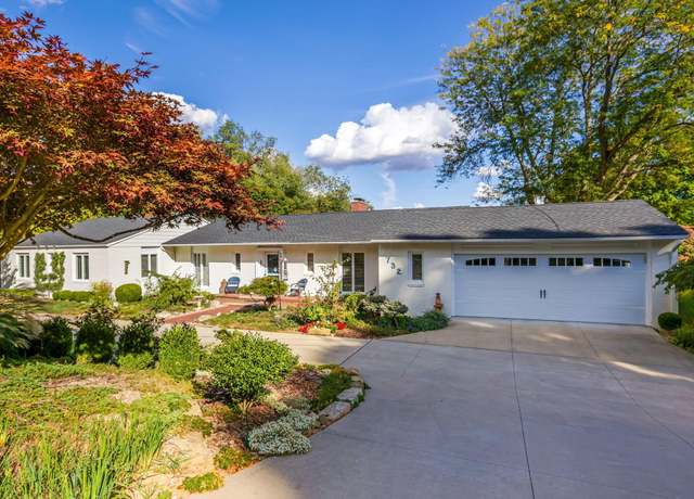 Property at 732 Mt Parnassus Dr, Granville, OH 43023, 4 beds, 4 baths