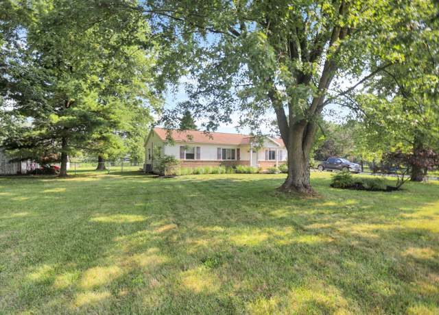 Property at 11282 Miller Rd NW, Johnstown, OH 43031, 3 beds, 2 baths