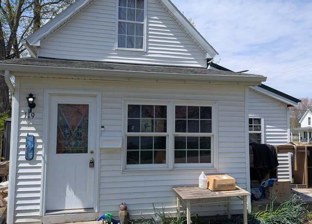 Property at 119 N Park Ave, Wellston, OH 45692, 2 beds, 2 baths