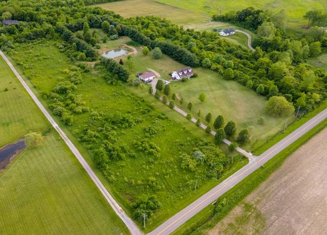 Property at 6888 Goodhope Rd, Frankfort, OH 45628, 3 beds, 2.5 baths