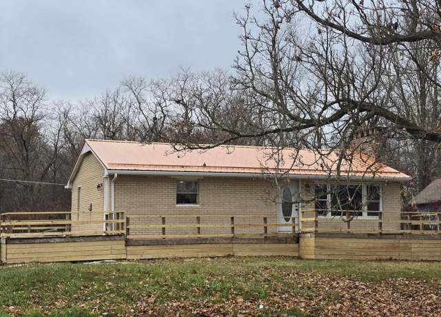 Property at 2595 Sonora Rd, Zanesville, OH 43701, 3 beds, 1 bath