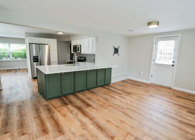Property at 189 N Gould Rd, Bexley, OH 43209, 3 beds, 2.5 baths