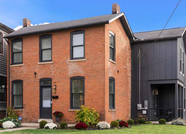 Property at 47 E 4th Ave, Columbus, OH 43201, 3 beds, 2.5 baths