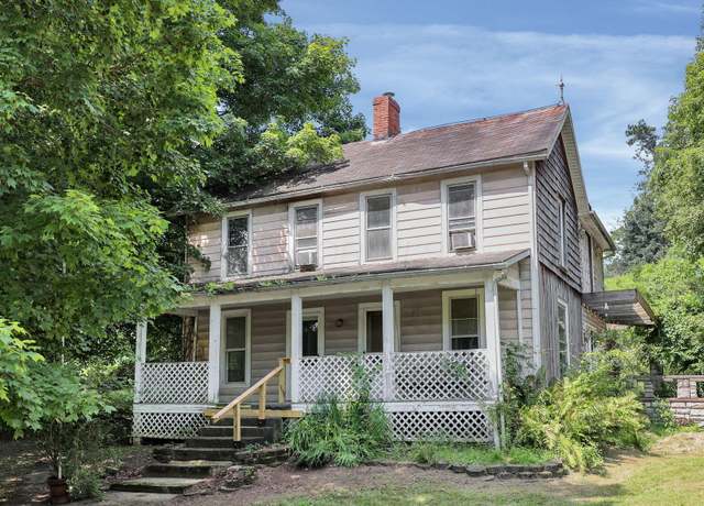 Property at 5718 Bear Hollow Rd SE, Heath, OH 43056, 3 beds, 2 baths