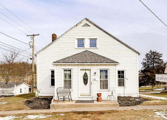 Property at 13 W Main St, Danville, OH 43014, 3 beds, 1 bath