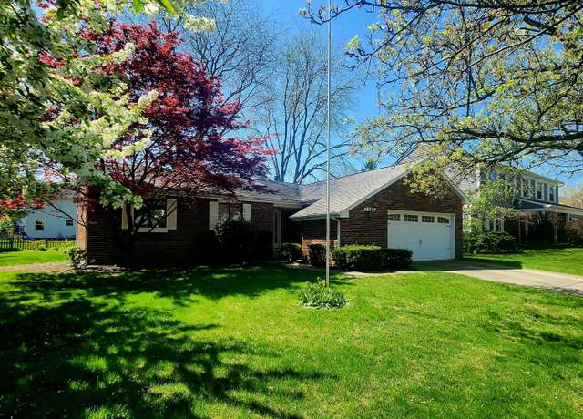 Property at 3795 Dinsmore Castle Dr, Columbus, OH 43221, 3 beds, 2 baths