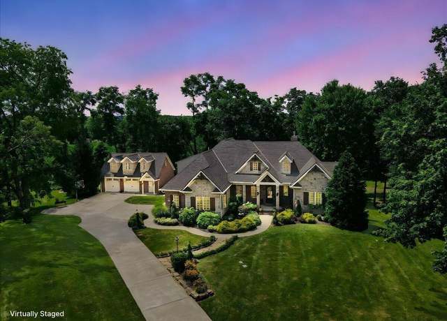 Property at 1503 Meadows Dr, Lancaster, OH 43130, 5 beds, 5 baths